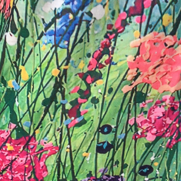 JUSTFASHIONNOW Multi Color Floral Tee size 2XL - Picture 4 of 6